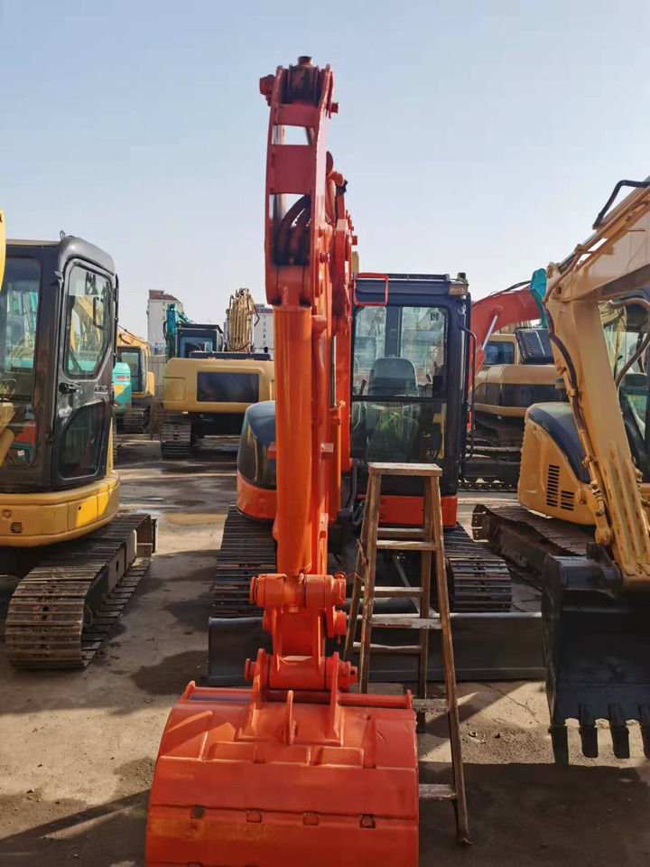 HITACHI ZX55 - Mini bager: slika 2 HITACHI ZX55 - Mini bager: slika 2