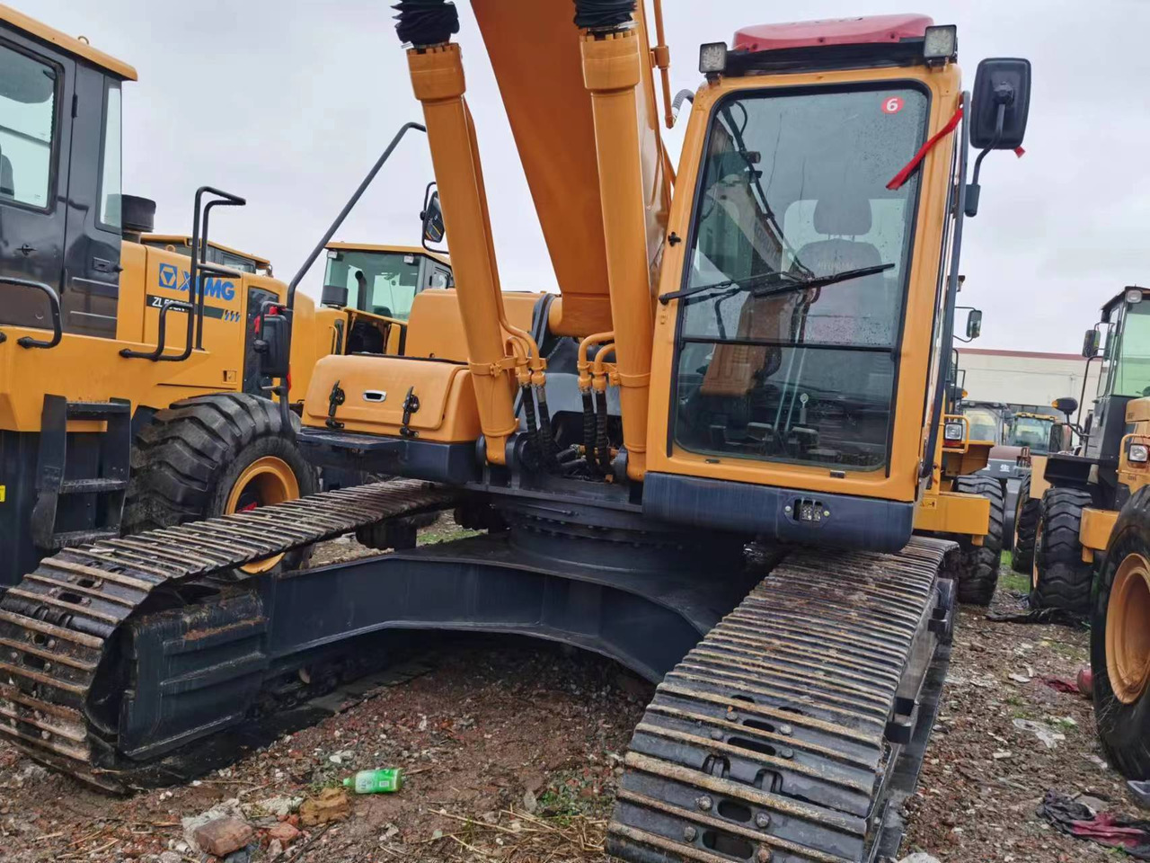 HYUNDAI 305LC-9T 220LC-9S - Bager guseničar: slika 2 HYUNDAI 305LC-9T 220LC-9S - Bager guseničar: slika 2