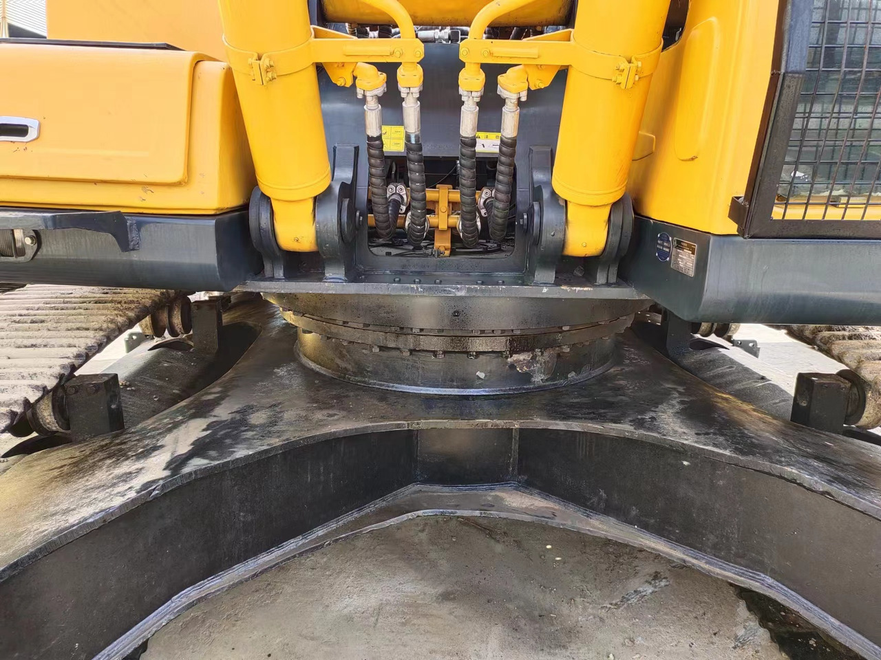 HYUNDAI R385LC-9T R305 R220 - Bager guseničar: slika 3 HYUNDAI R385LC-9T R305 R220 - Bager guseničar: slika 3