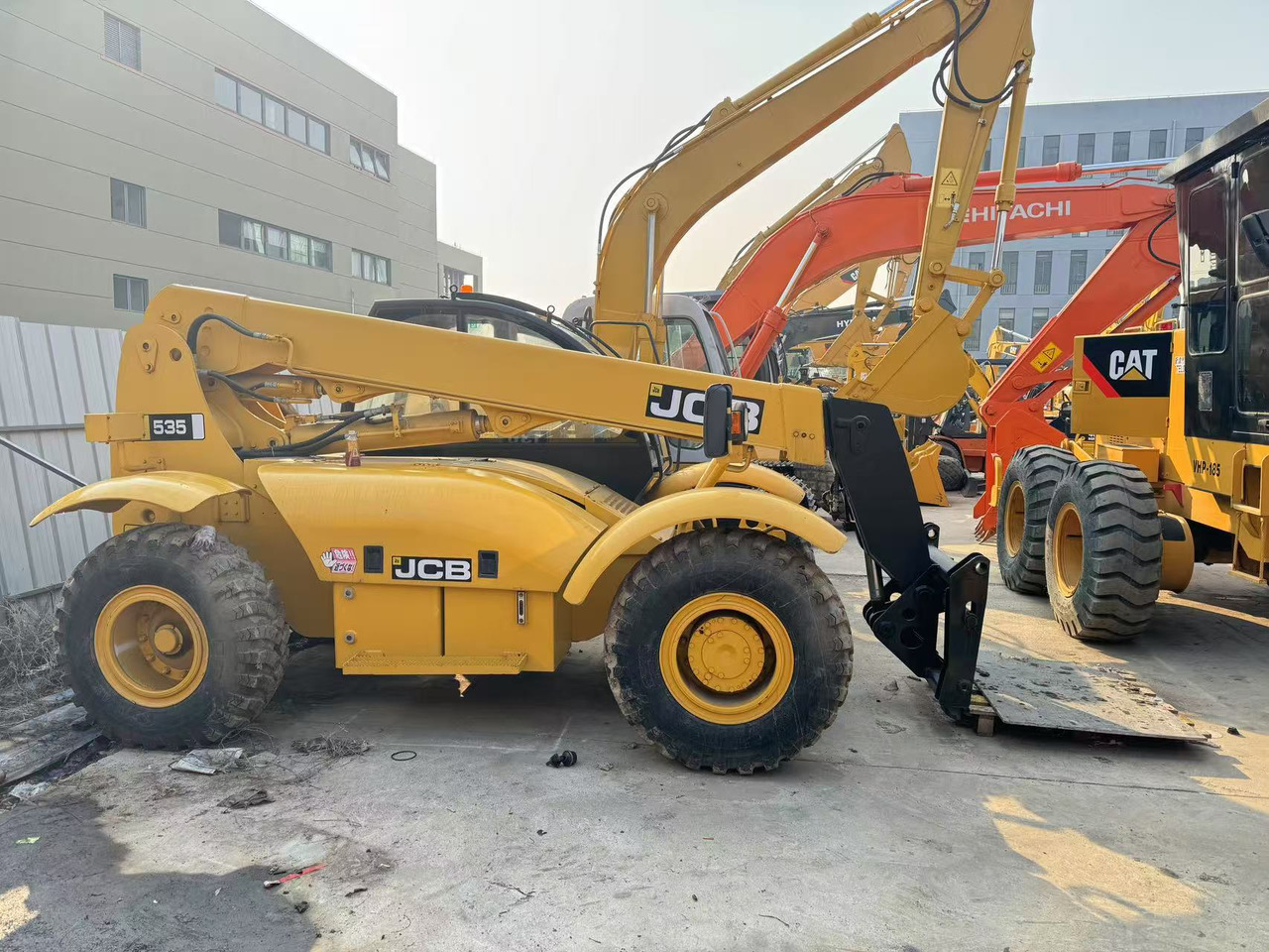 JCB 535 - Teleskopski upravljač: slika 1 JCB 535 - Teleskopski upravljač: slika 1