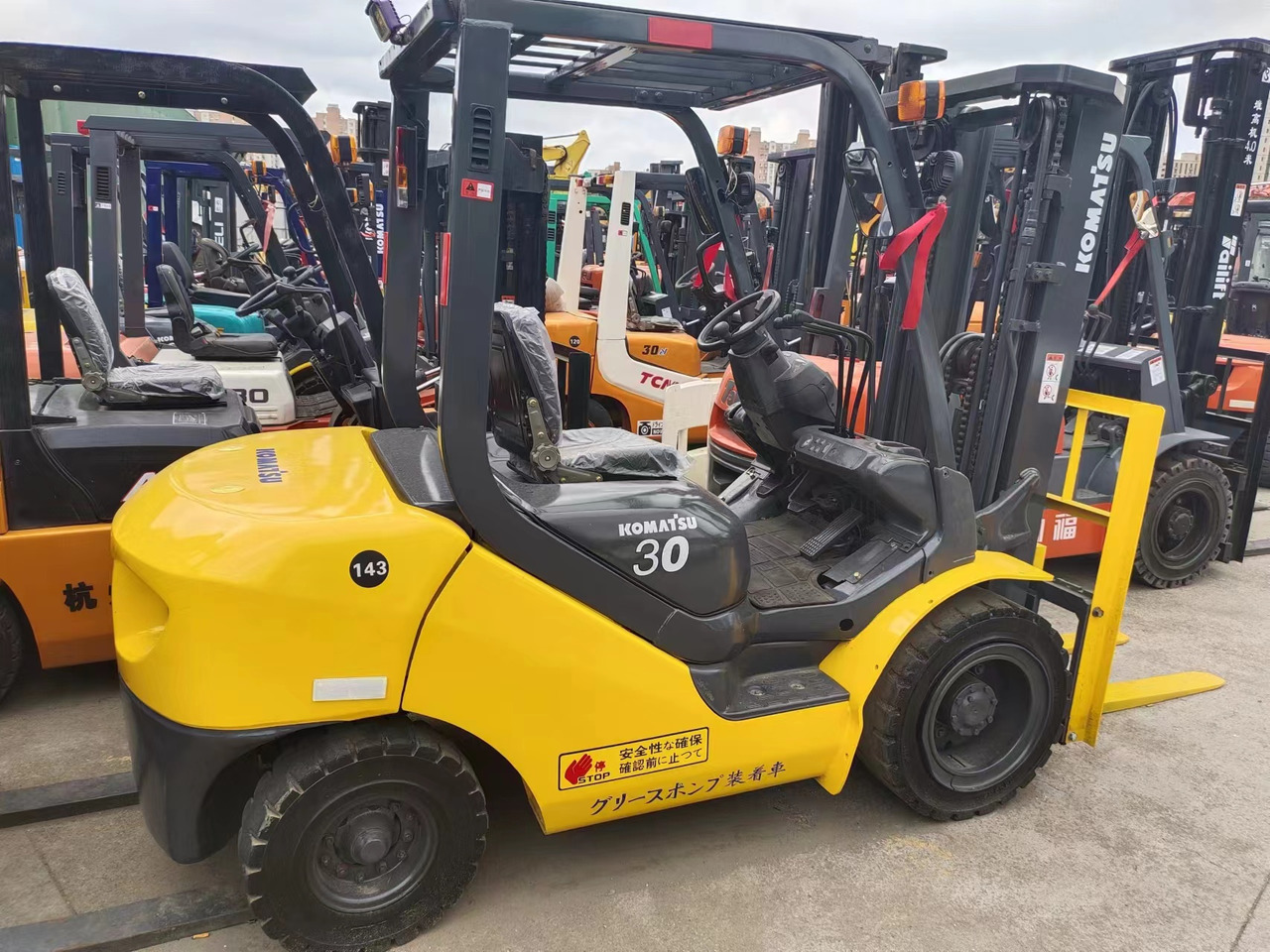 KOMATSU FD30 FD50 FD70 Japanese diesel forklift - Dizel viljuškar: slika 5 KOMATSU FD30 FD50 FD70 Japanese diesel forklift - Dizel viljuškar: slika 5