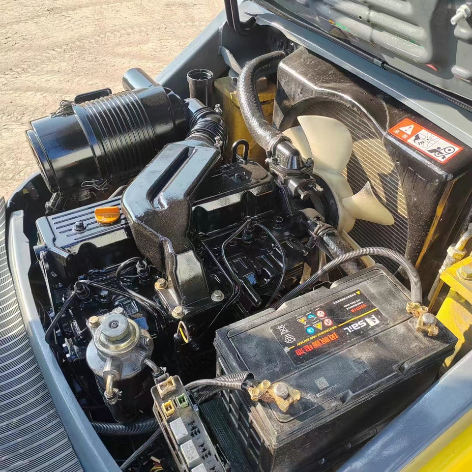 Dizel viljuškar KOMATSU FD30: slika 6