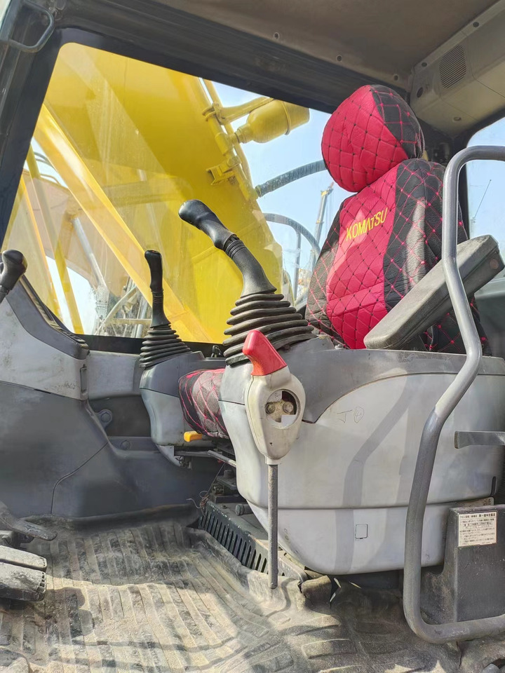 KOMATSU PC200-7 - Bager guseničar: slika 3 KOMATSU PC200-7 - Bager guseničar: slika 3