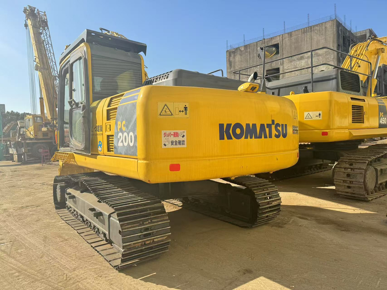 KOMATSU PC200-8 - Bager guseničar: slika 2 KOMATSU PC200-8 - Bager guseničar: slika 2