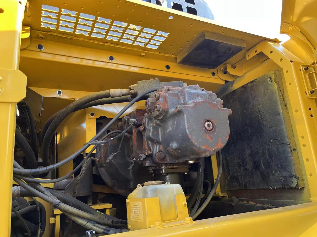 KOMATSU PC400-8 - Bager guseničar: slika 5 KOMATSU PC400-8 - Bager guseničar: slika 5