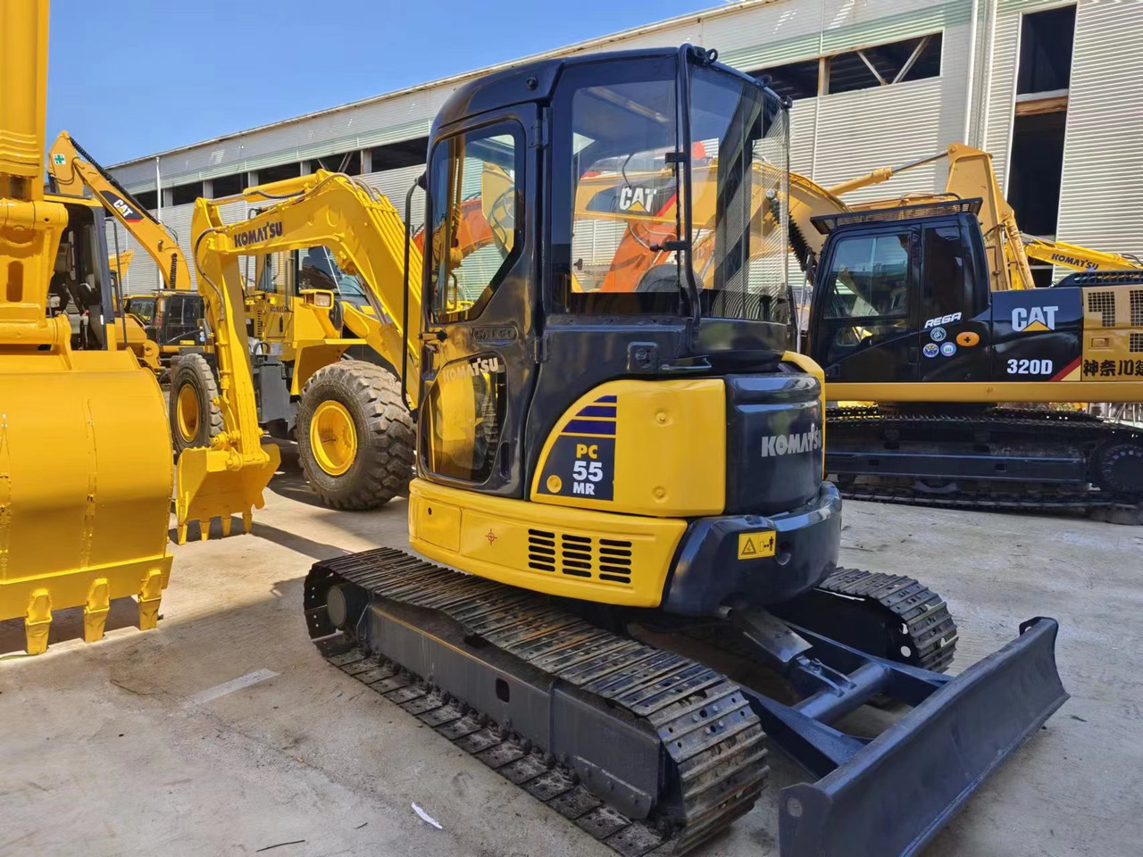 KOMATSU PC55MR - Mini bager: slika 1 KOMATSU PC55MR - Mini bager: slika 1