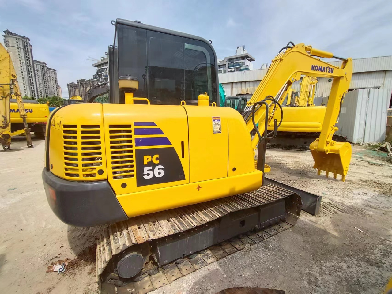 KOMATSU PC56 komatsu mini excavator PC55 PC60 - Mini bager: slika 4 KOMATSU PC56 komatsu mini excavator PC55 PC60 - Mini bager: slika 4