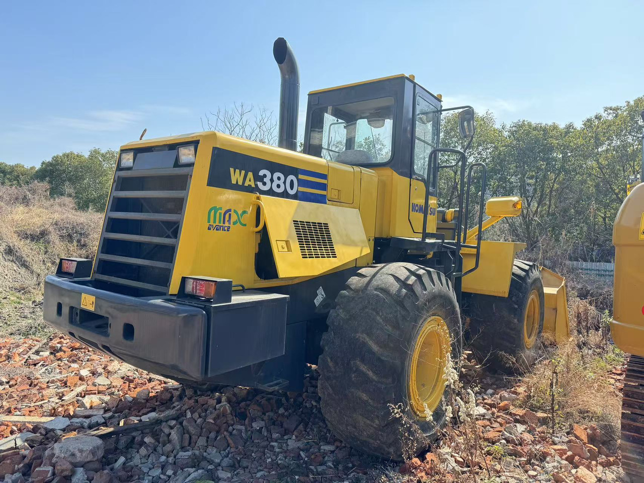 KOMATSU WA380 - Utovarivač točkaš: slika 3 KOMATSU WA380 - Utovarivač točkaš: slika 3