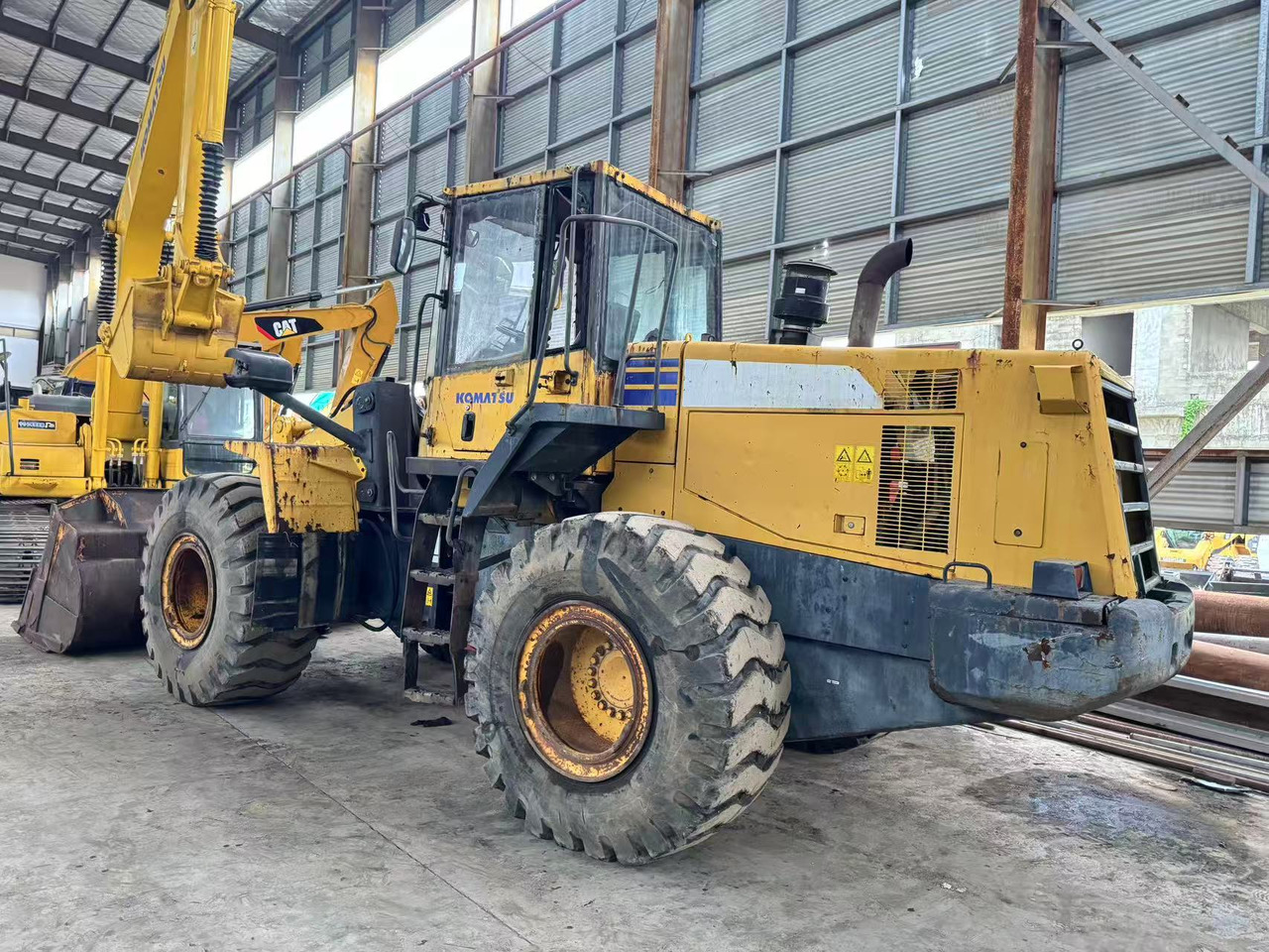 KOMATSU WA380Z-6 - Utovarivač točkaš: slika 2 KOMATSU WA380Z-6 - Utovarivač točkaš: slika 2