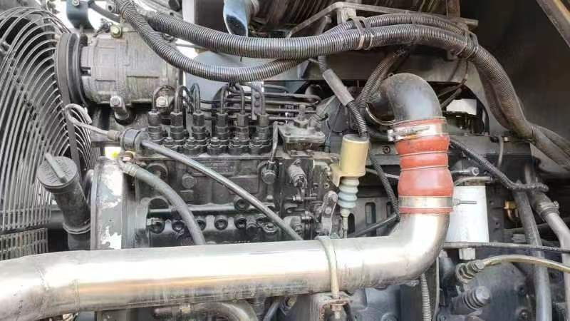 LIUGONG 856H cummins engine - Utovarivač točkaš: slika 5 LIUGONG 856H cummins engine - Utovarivač točkaš: slika 5