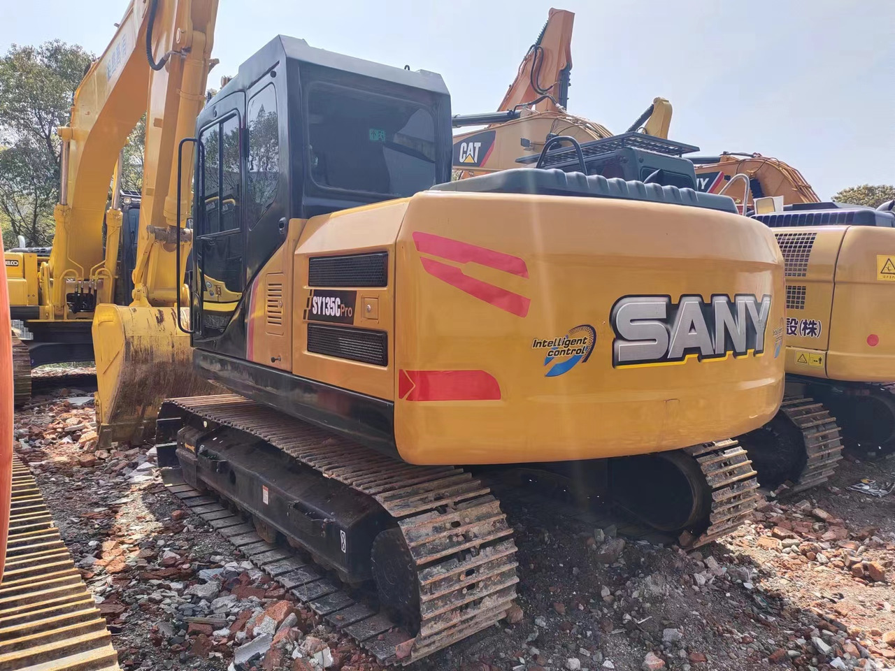 SANY SY135C - Bager guseničar: slika 2 SANY SY135C - Bager guseničar: slika 2