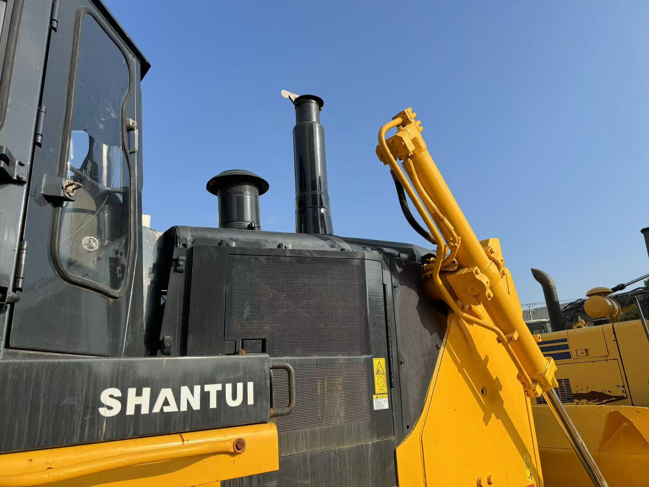 SHANTUI SD32 - Buldožer: slika 4 SHANTUI SD32 - Buldožer: slika 4