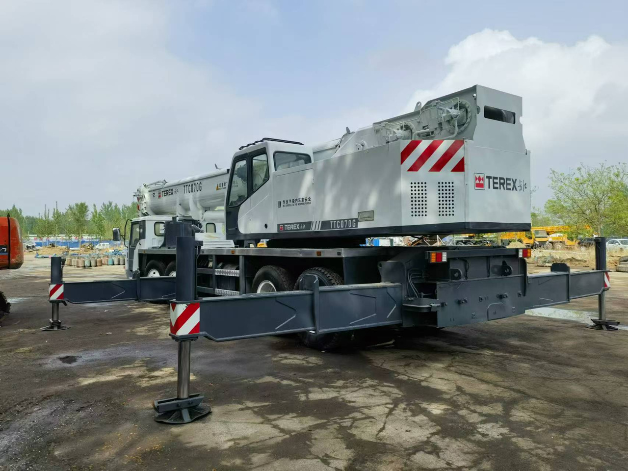 TEREX CHANGJIANG 70Ton - Pokretni kran: slika 2 TEREX CHANGJIANG 70Ton - Pokretni kran: slika 2