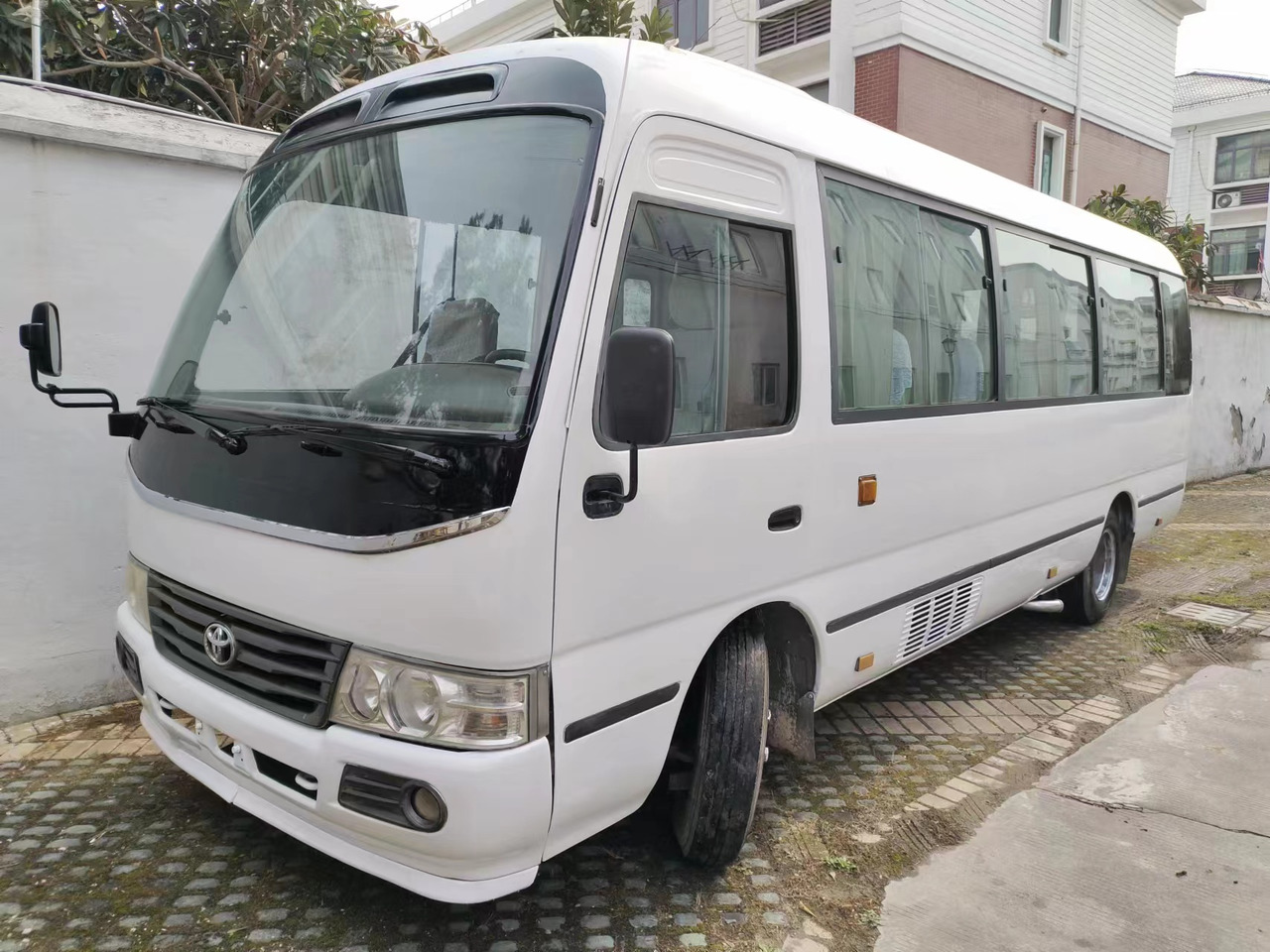 TOYOTA coaster - Minibus, Putnički kombi: slika 2 TOYOTA coaster - Minibus, Putnički kombi: slika 2