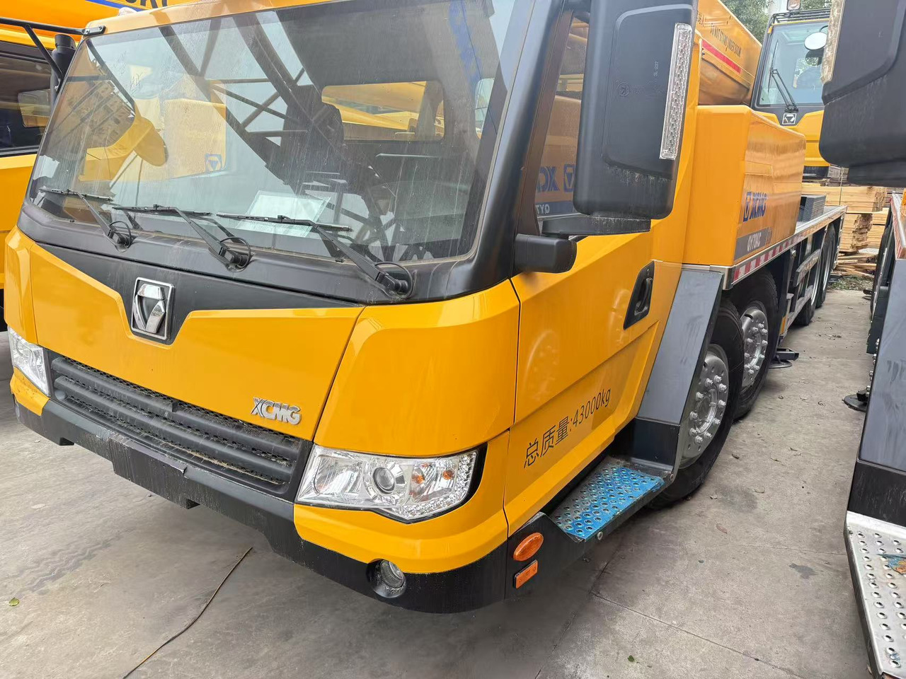 XCMG 70tons crane QY70K QY70 - Pokretni kran: slika 3 XCMG 70tons crane QY70K QY70 - Pokretni kran: slika 3