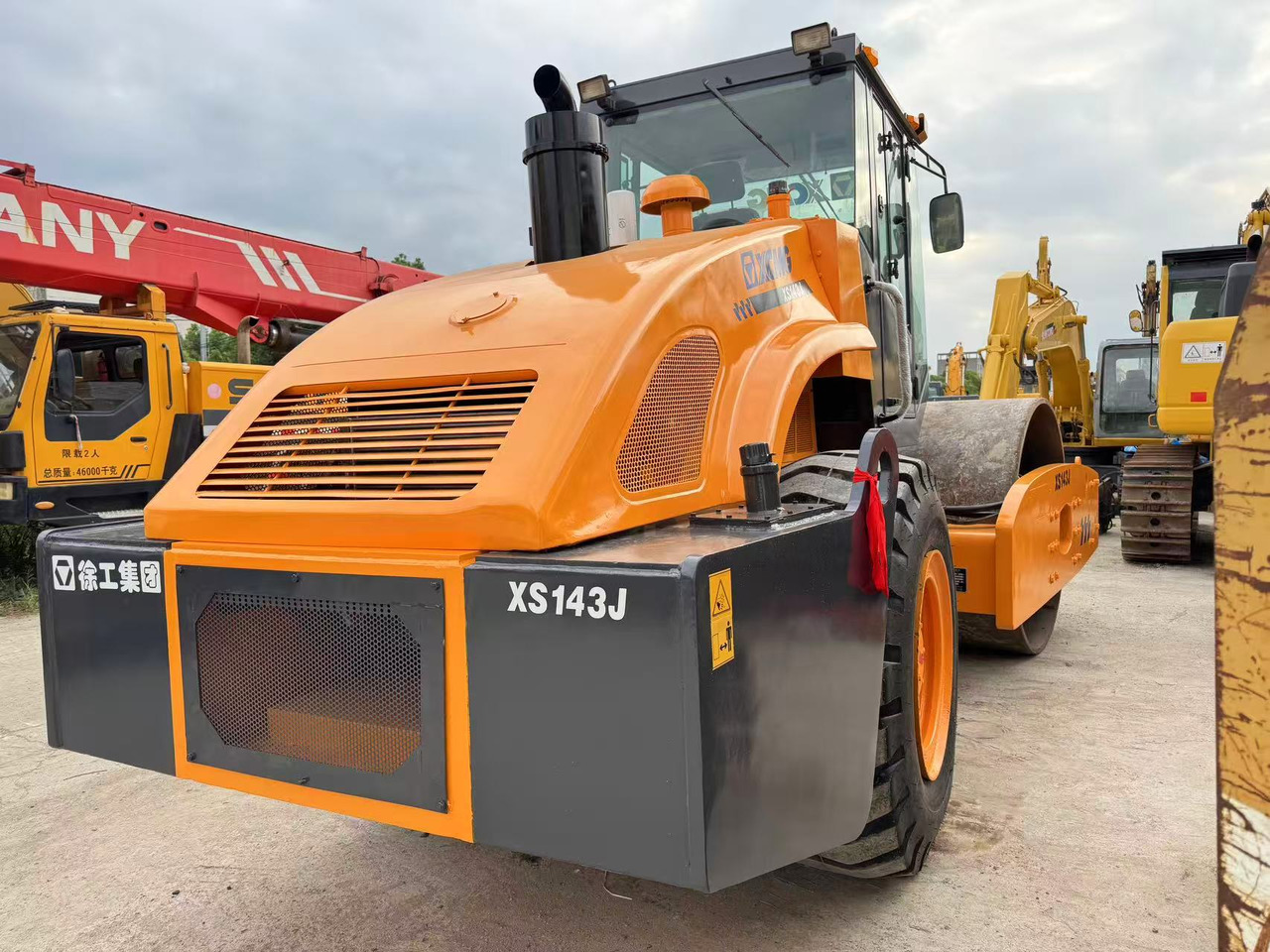 XCMG XS143J - Valjak za puteve: slika 5 XCMG XS143J - Valjak za puteve: slika 5