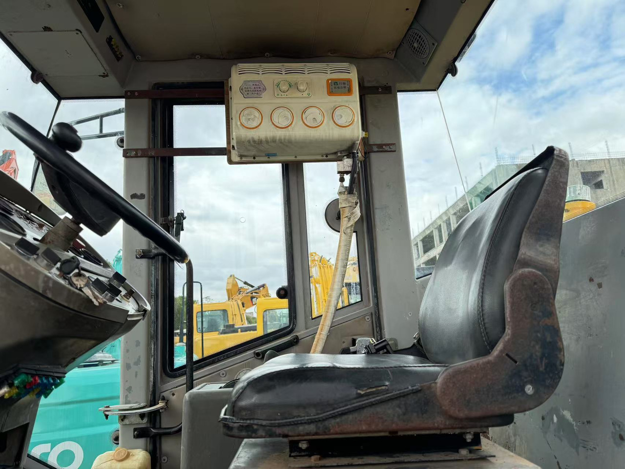 XCMG XS222J - Kompaktor: slika 5 XCMG XS222J - Kompaktor: slika 5