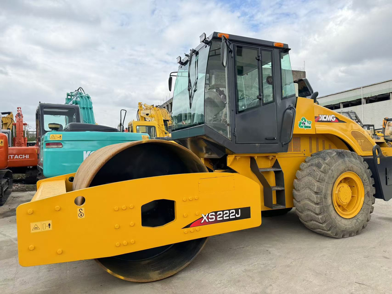 XCMG XS222J - Kompaktor: slika 2 XCMG XS222J - Kompaktor: slika 2