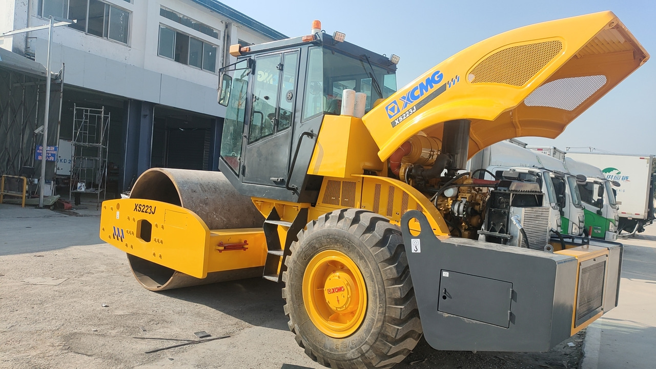 XCMG XS223J - Valjak za puteve: slika 4 XCMG XS223J - Valjak za puteve: slika 4