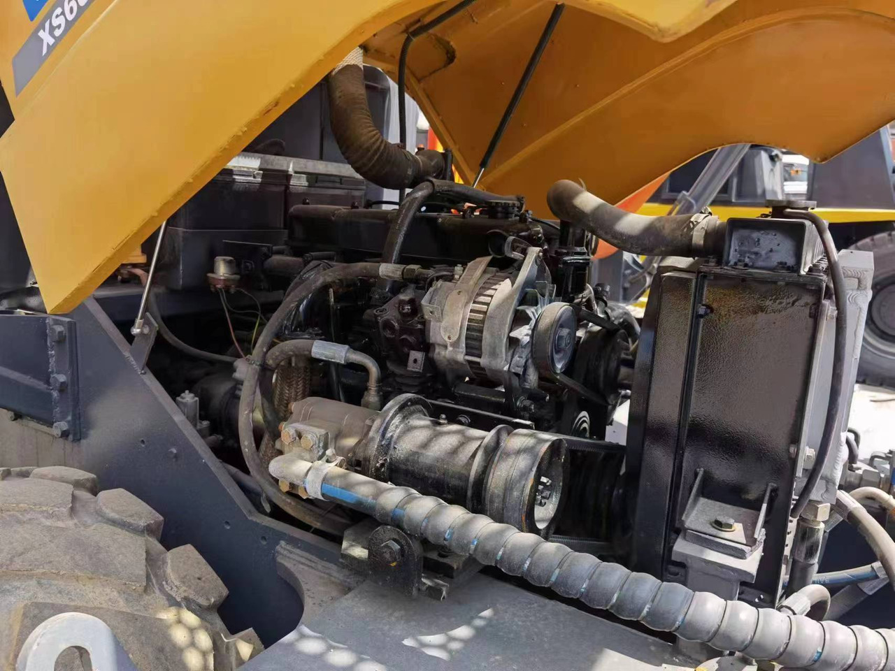 XCMG XS60J - Kompaktor: slika 4 XCMG XS60J - Kompaktor: slika 4