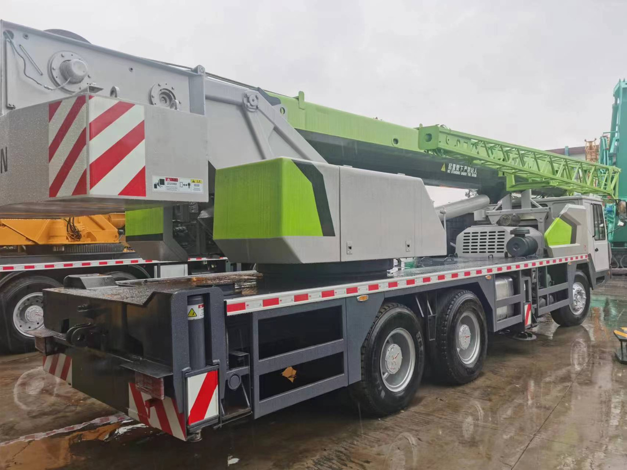 ZOOMLION ZTC251V - Pokretni kran: slika 2 ZOOMLION ZTC251V - Pokretni kran: slika 2