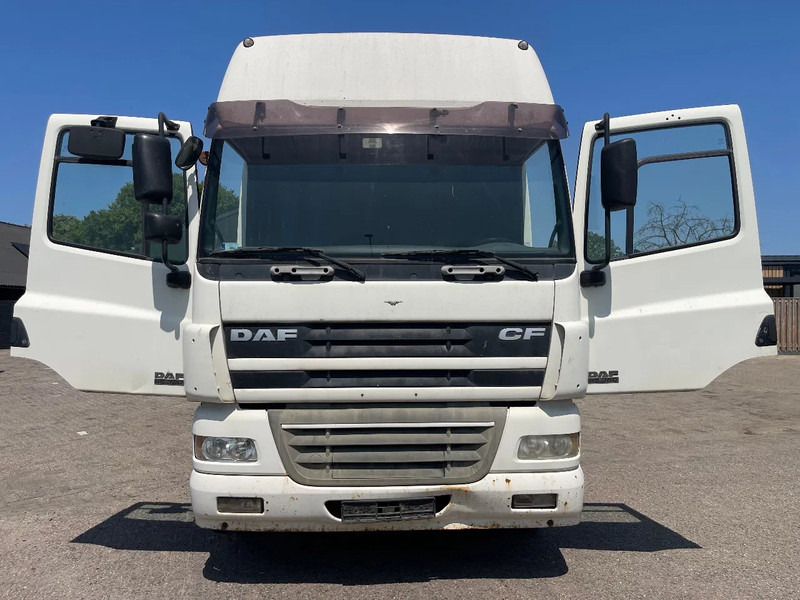 DAF CF 85 FLATBED TRUCK - Kamion sa tovarnim sandukom: slika 2 DAF CF 85 FLATBED TRUCK - Kamion sa tovarnim sandukom: slika 2
