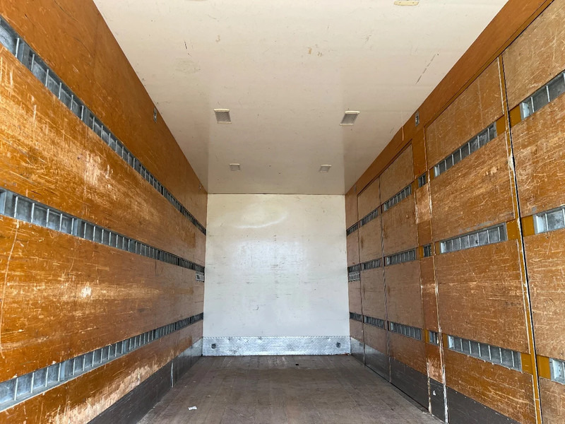 Kamion sa zatvorenim sandukom DAF XF 95.380 BOX TRUCK. Netherland Truck: slika 9