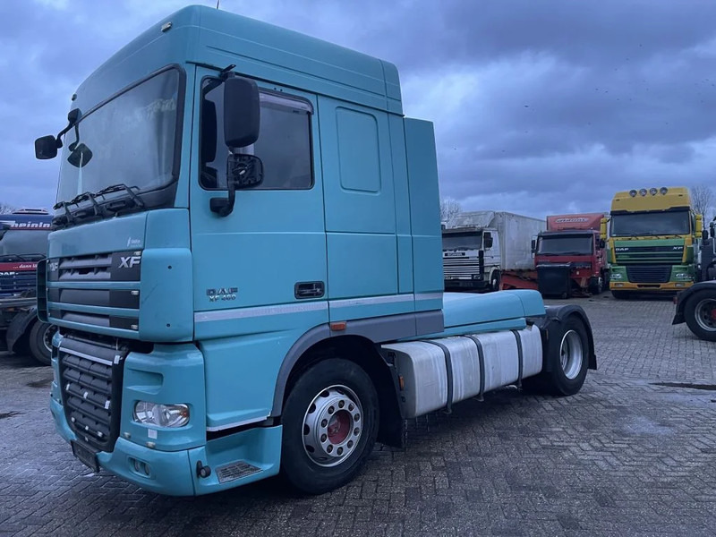 DAF XF 105.460 Tractor unit - Tegljač: slika 3 DAF XF 105.460 Tractor unit - Tegljač: slika 3
