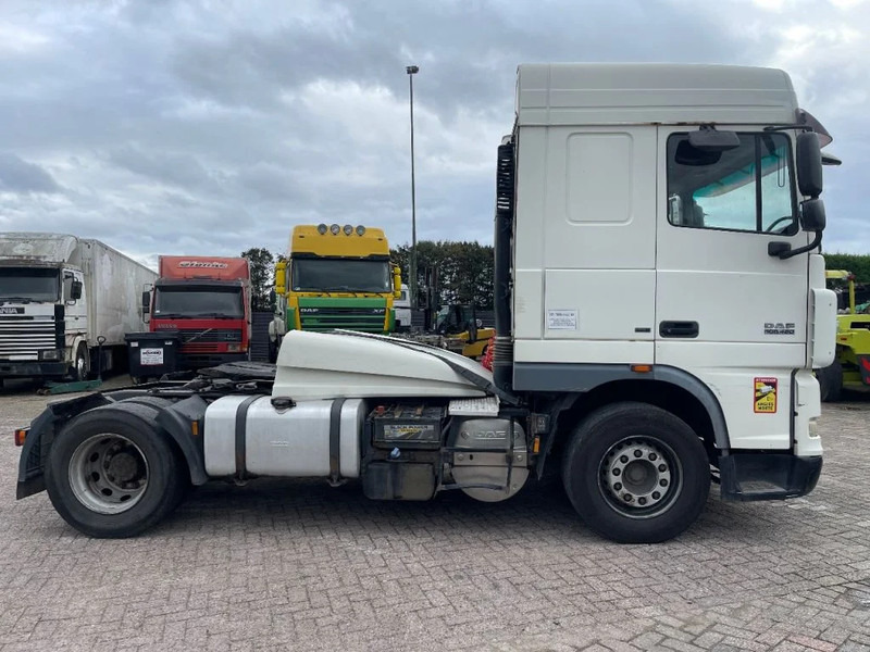 DAF XF 105.460 Tractor unit - Tegljač: slika 4 DAF XF 105.460 Tractor unit - Tegljač: slika 4