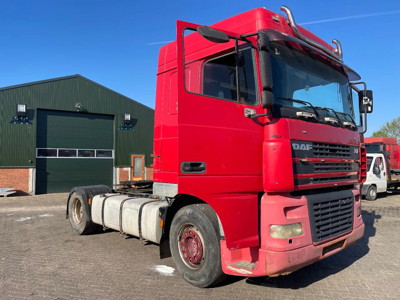 DAF XF 95.430 Tractor - Tegljač: slika 1 DAF XF 95.430 Tractor - Tegljač: slika 1