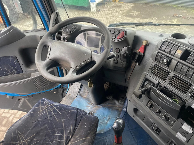 Interior photo 3: Tegljač Iveco Stralis 430