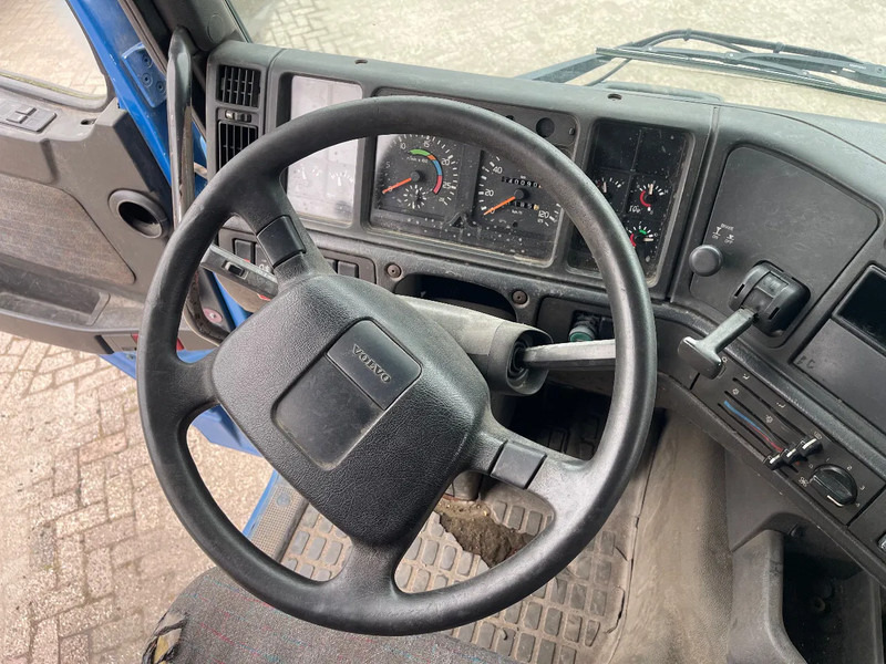 Tegljač Volvo FH 12.380 Tractor unit: slika 13