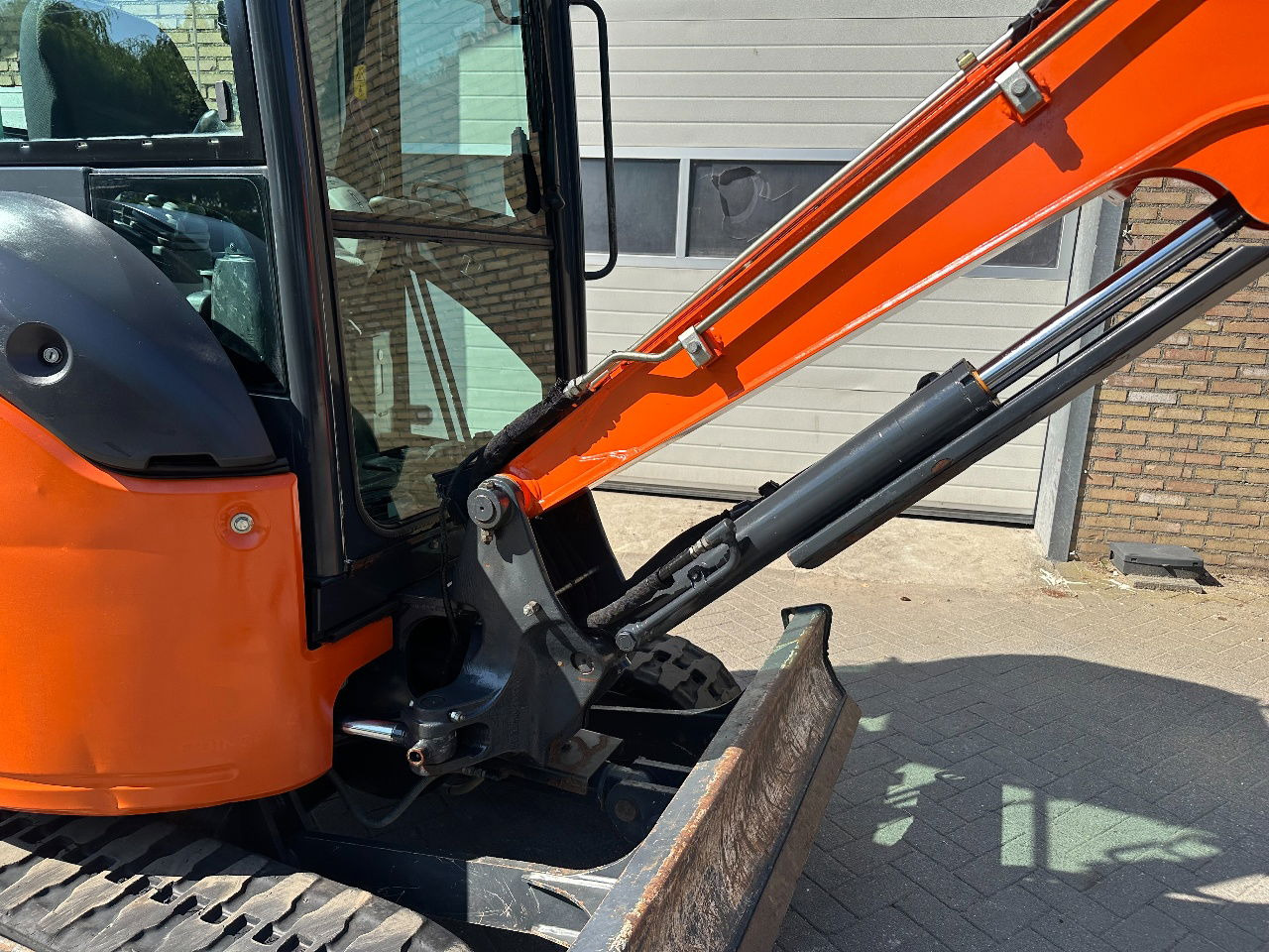 Mini bager Hitachi ZX26U-6CR: slika 20