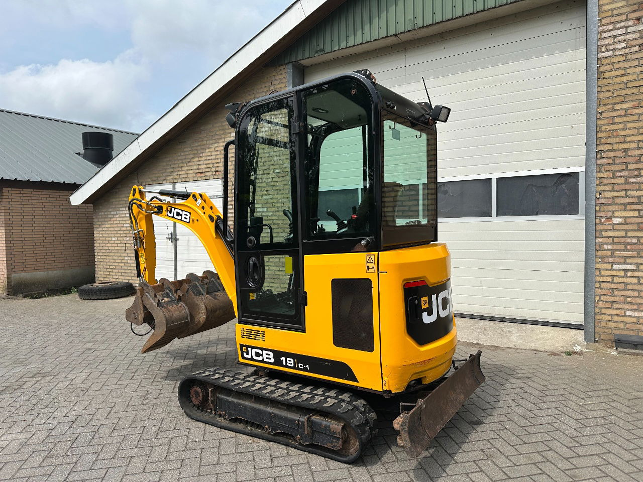 JCB 19 c1 - Mini bager: slika 2 JCB 19 c1 - Mini bager: slika 2