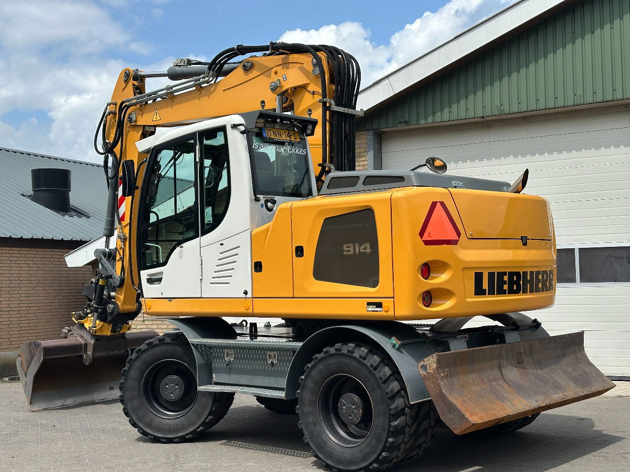 Liebherr A914 - Bager točkaš: slika 2 Liebherr A914 - Bager točkaš: slika 2
