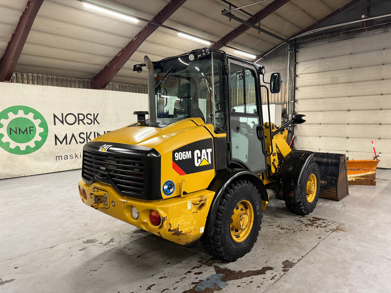Cat 906M High Flow, 40 km/t med skuff og plog # TIL LEIE# - Utovarivač točkaš: slika 4 Cat 906M High Flow, 40 km/t med skuff og plog # TIL LEIE# - Utovarivač točkaš: slika 4