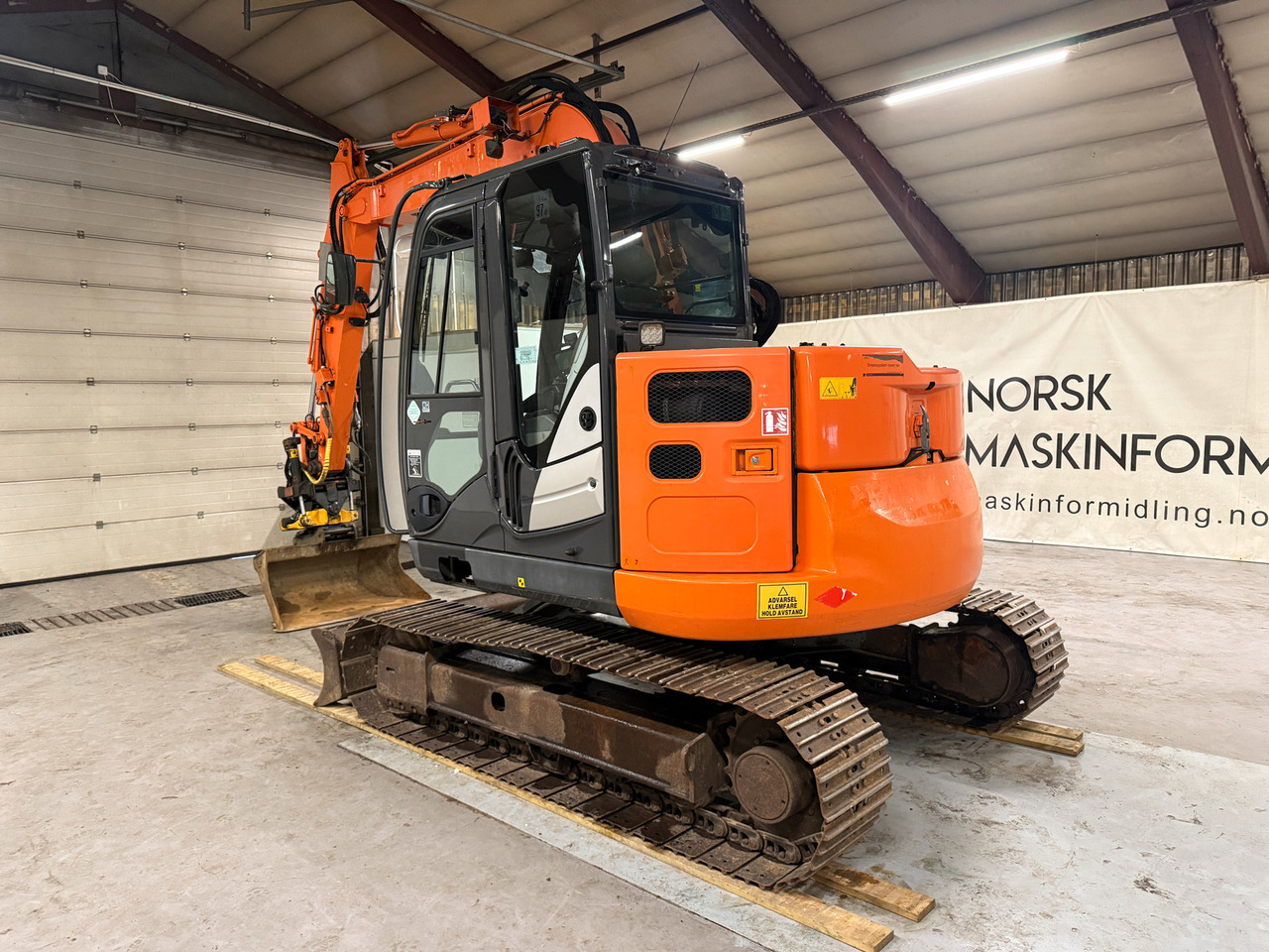 Hitachi ZX85US-5A - Mini bager: slika 3 Hitachi ZX85US-5A - Mini bager: slika 3