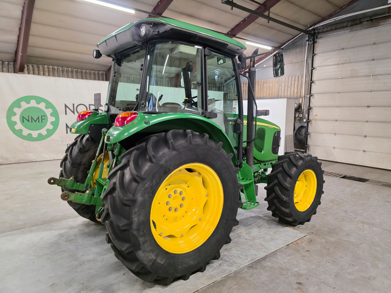 John Deere 5720 - Traktor: slika 5 John Deere 5720 - Traktor: slika 5