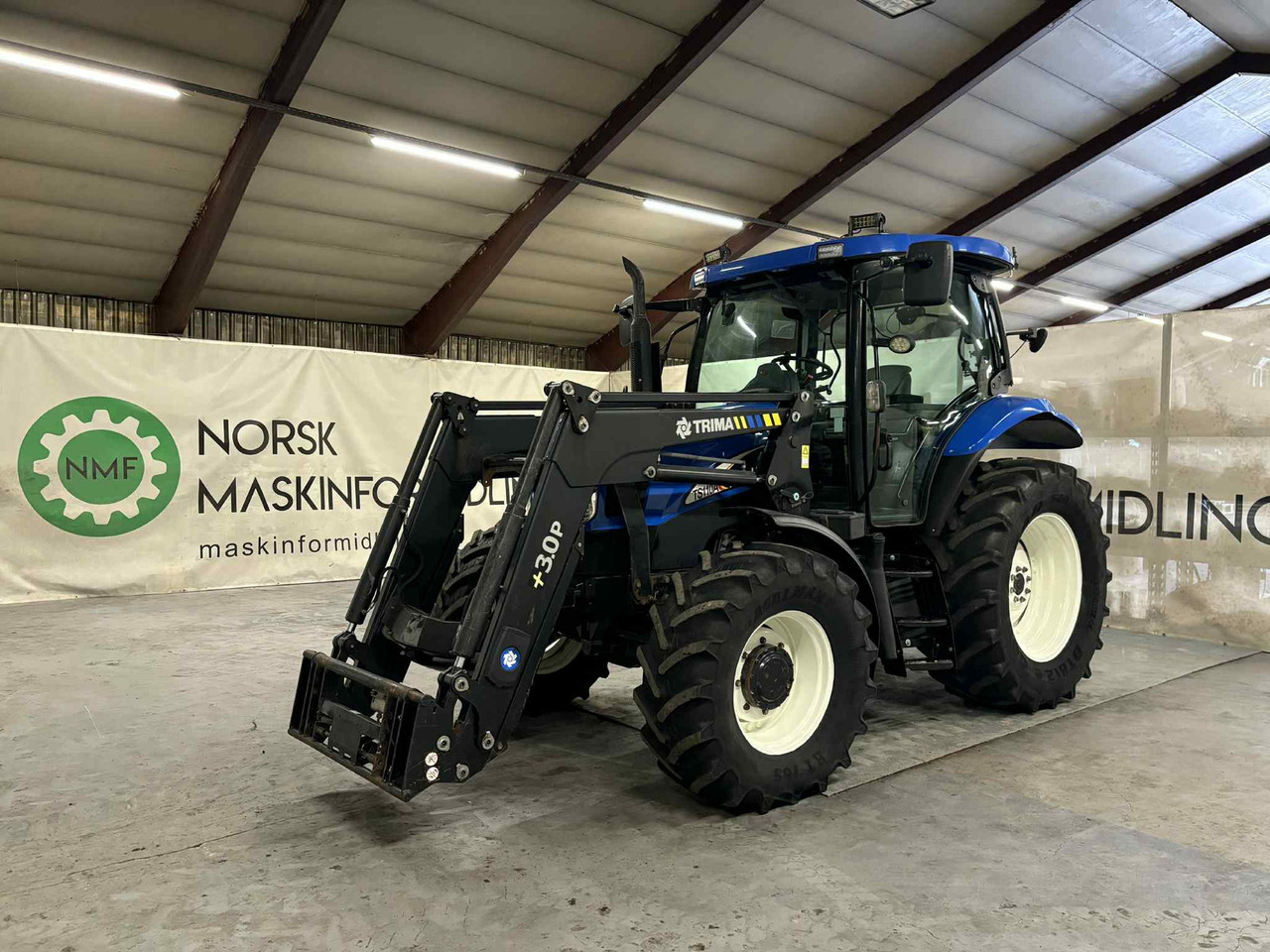 New Holland TS110A - Traktor: slika 1 New Holland TS110A - Traktor: slika 1