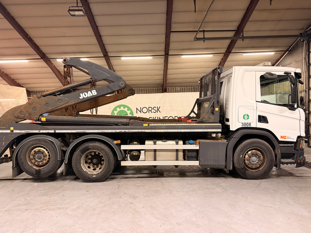 Scania P410 - Kamion za utovaranje kontejnera: slika 5 Scania P410 - Kamion za utovaranje kontejnera: slika 5