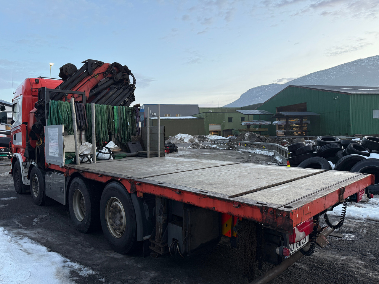 Scania R560 - Kamion sa dizalicom, Kamion sa tovarnim sandukom: slika 4 Scania R560 - Kamion sa dizalicom, Kamion sa tovarnim sandukom: slika 4