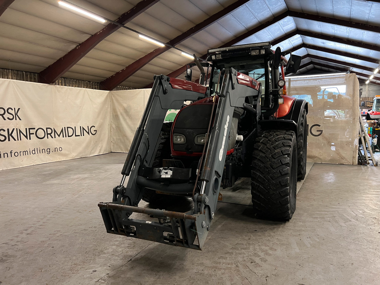 Valtra T190 rep objekt - Traktor: slika 3 Valtra T190 rep objekt - Traktor: slika 3
