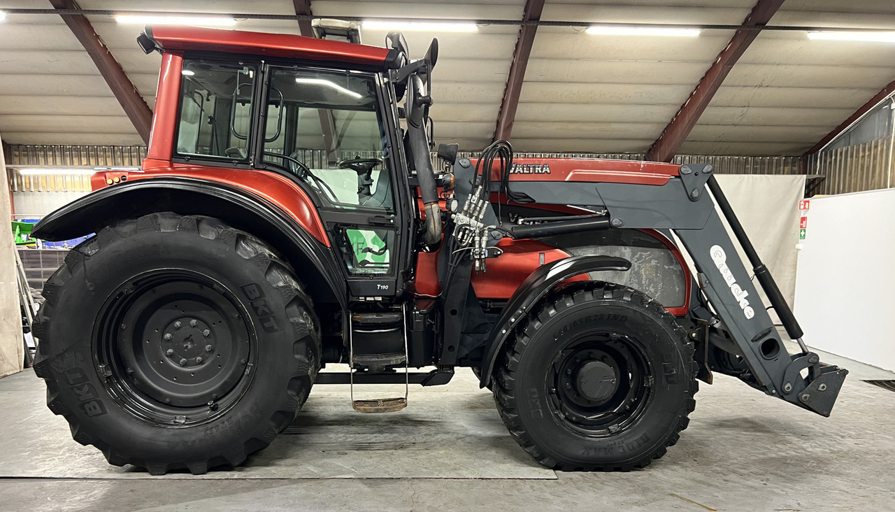 Valtra T190 rep objekt - Traktor: slika 4 Valtra T190 rep objekt - Traktor: slika 4