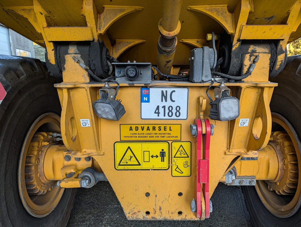 Volvo A25G på hvite skilt - Zglobni kiper: slika 5 Volvo A25G på hvite skilt - Zglobni kiper: slika 5