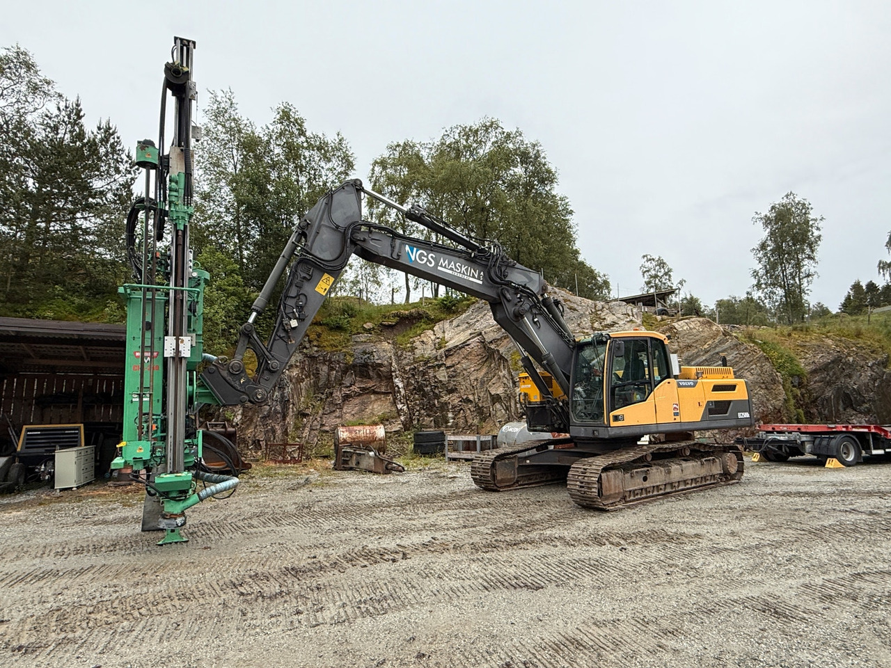 Volvo EC250DL med Montabert tårn - Bager guseničar: slika 2 Volvo EC250DL med Montabert tårn - Bager guseničar: slika 2