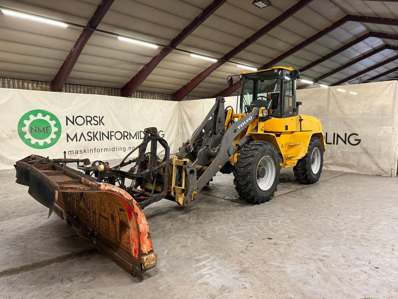 Volvo L40B-TP #Skuffe og Skjær #Kun 3458 timer - Utovarivač točkaš: slika 1 Volvo L40B-TP #Skuffe og Skjær #Kun 3458 timer - Utovarivač točkaš: slika 1
