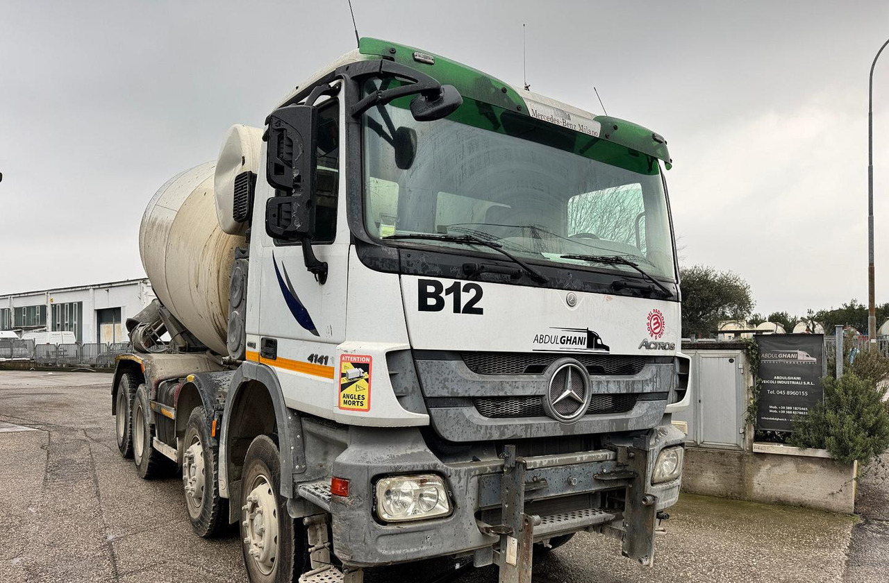 Autobetoniera Armec PHY120 su telaio Mercedes-Benz - Mikser za beton: slika 3 Autobetoniera Armec PHY120 su telaio Mercedes-Benz - Mikser za beton: slika 3