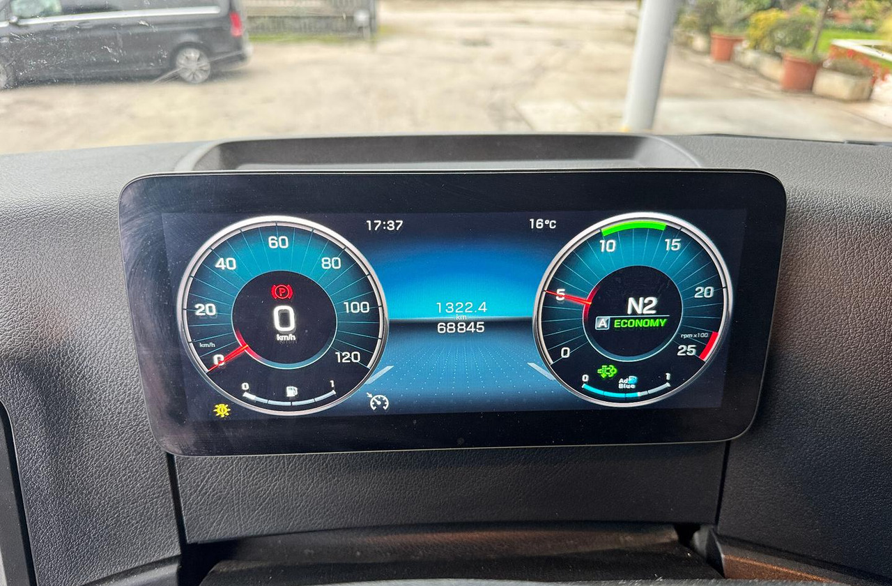 MERCEDES AROCS 4151 (8X4) RIB - Istovarivač: slika 5 MERCEDES AROCS 4151 (8X4) RIB - Istovarivač: slika 5