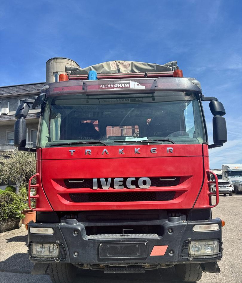 Ribaltabile Iveco Trakker 450 8X4 - Istovarivač: slika 3 Ribaltabile Iveco Trakker 450 8X4 - Istovarivač: slika 3