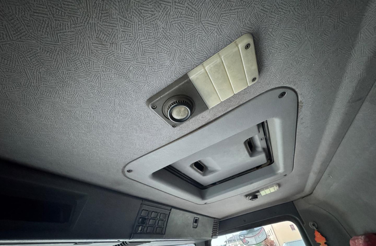 Scania R124/470 Ribaltabile 8X4 - Istovarivač: slika 5 Scania R124/470 Ribaltabile 8X4 - Istovarivač: slika 5